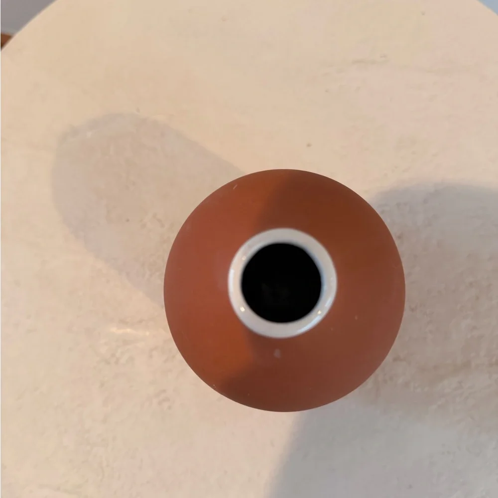 N/A terracotta ceramic